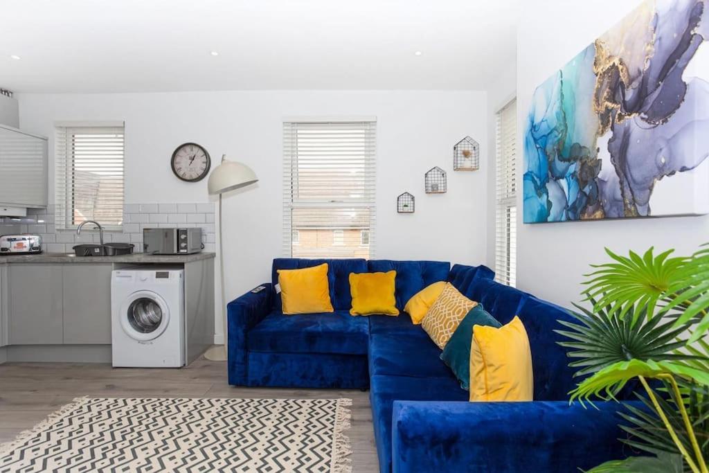 2 Bed Apartment Near The Beach Саутенд-он-Си Экстерьер фото